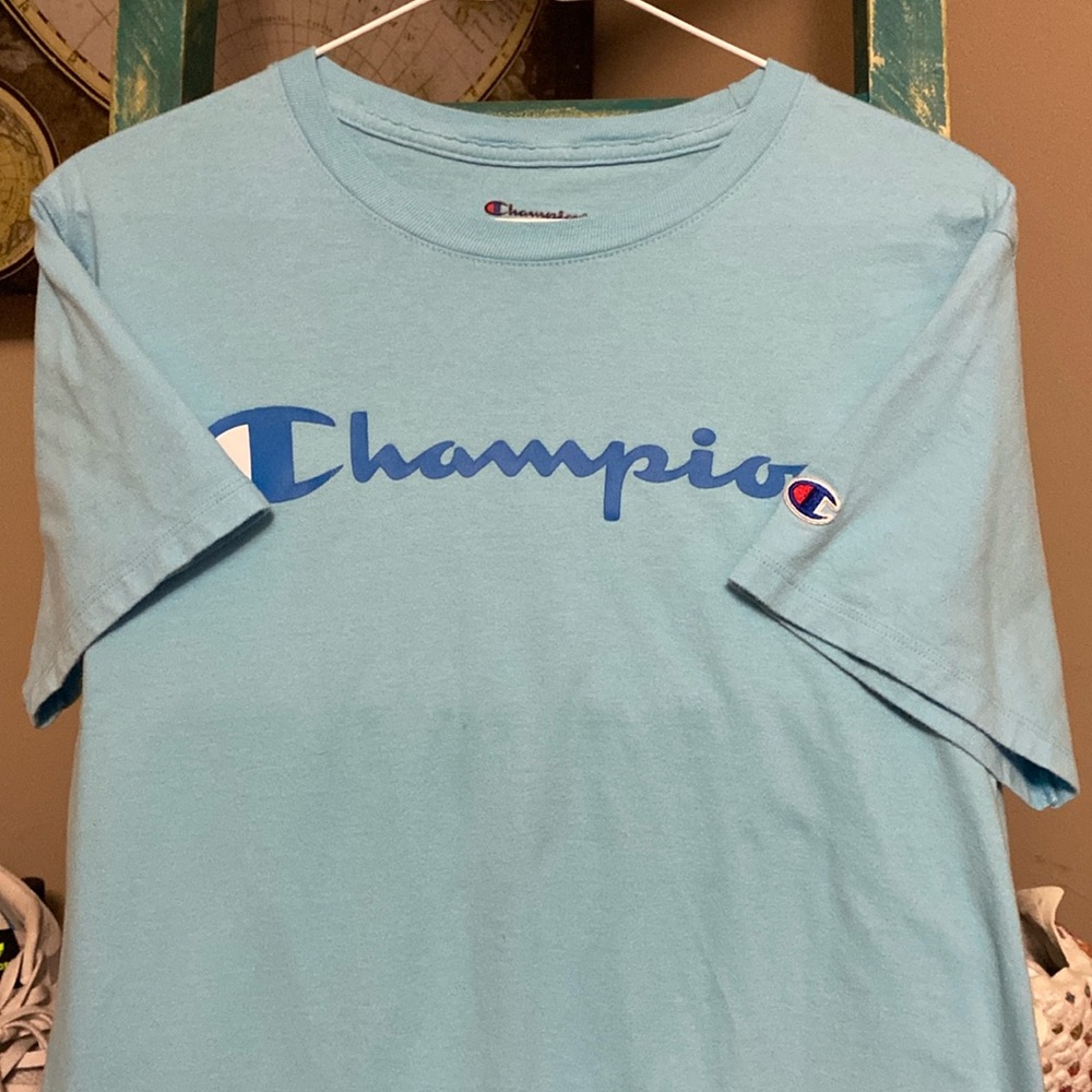 Champion Crewneck t shirt women’s small.